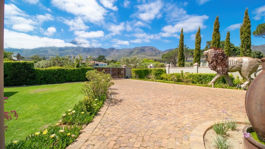 6 Bedroom Property for Sale in Tre Donne Estate Western Cape